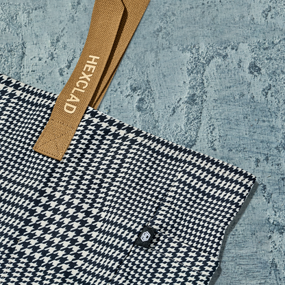 The Everything Everywhere Bag (Houndstooth-Onyx)