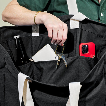 The Everything Everywhere Bag (Onyx)